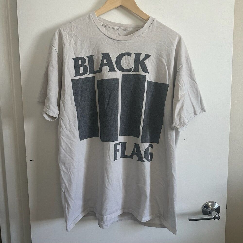 Vintage Black Flag Punk Rock Band T-Shirt Y2K Size XL?